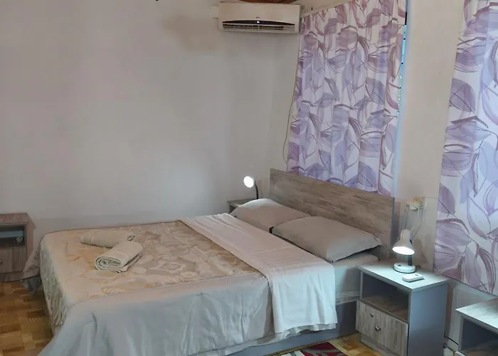 Onetwosleep * Shkodër